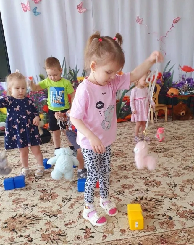 «Страна «Кукляндия» вновь пригласила детей!